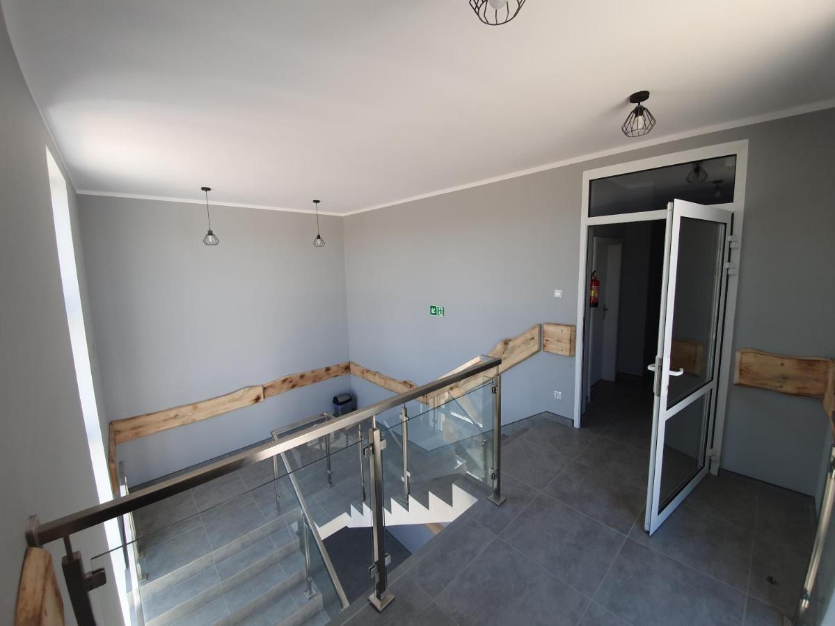 Hostel Agma Jasien  ภายนอก รูปภาพ