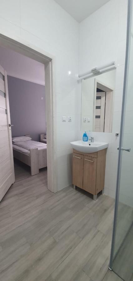 Hostel Agma Jasien  ภายนอก รูปภาพ